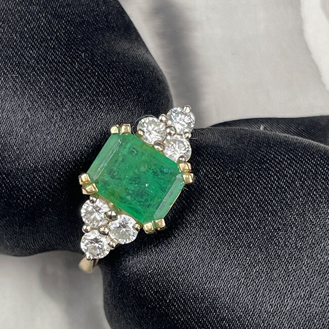 法国原产钻石戒指
